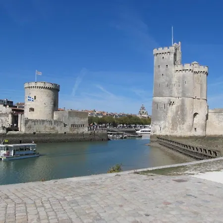 Villa In With Golf Access Les Forges (Deux-Sevres)